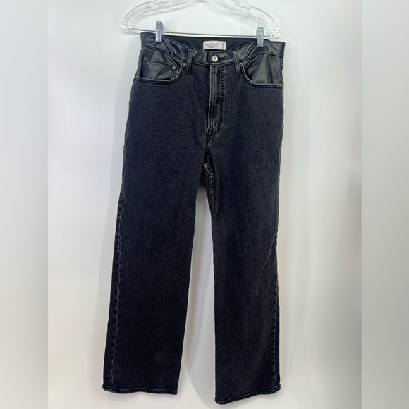 Abercrombie & Fitch Black 90s Relaxed High Rise Straight Leg Mixed Jean 30/10R - Picture 5 of 13